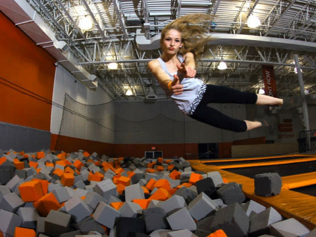 AirTime Trampoline Mosh Pit 2